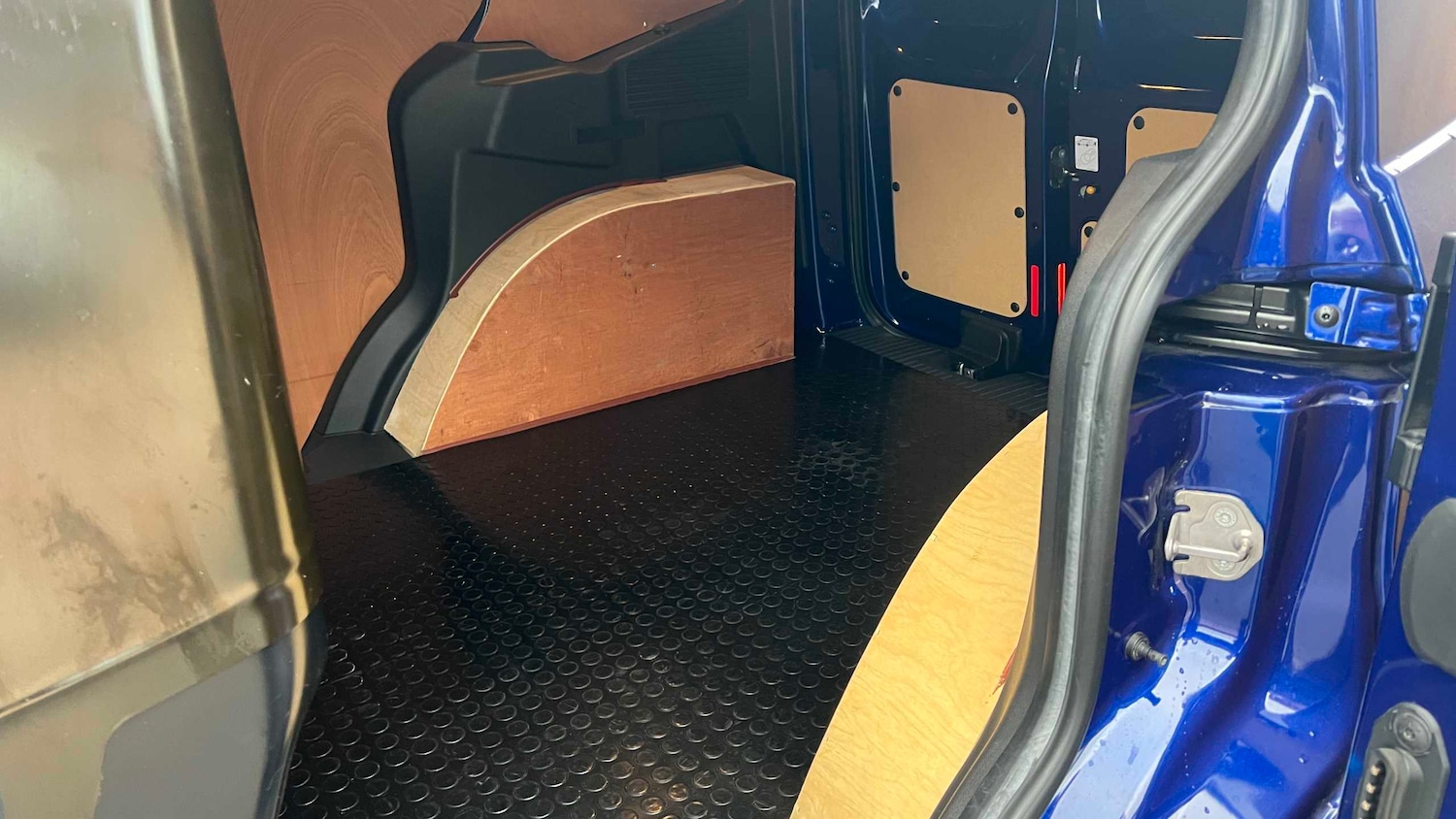 Used Ford Transit Courier 2018 for sale - 76755248: Photo 7