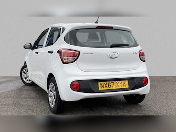 Used Hyundai i10 2017 for sale - 75316643: Photo