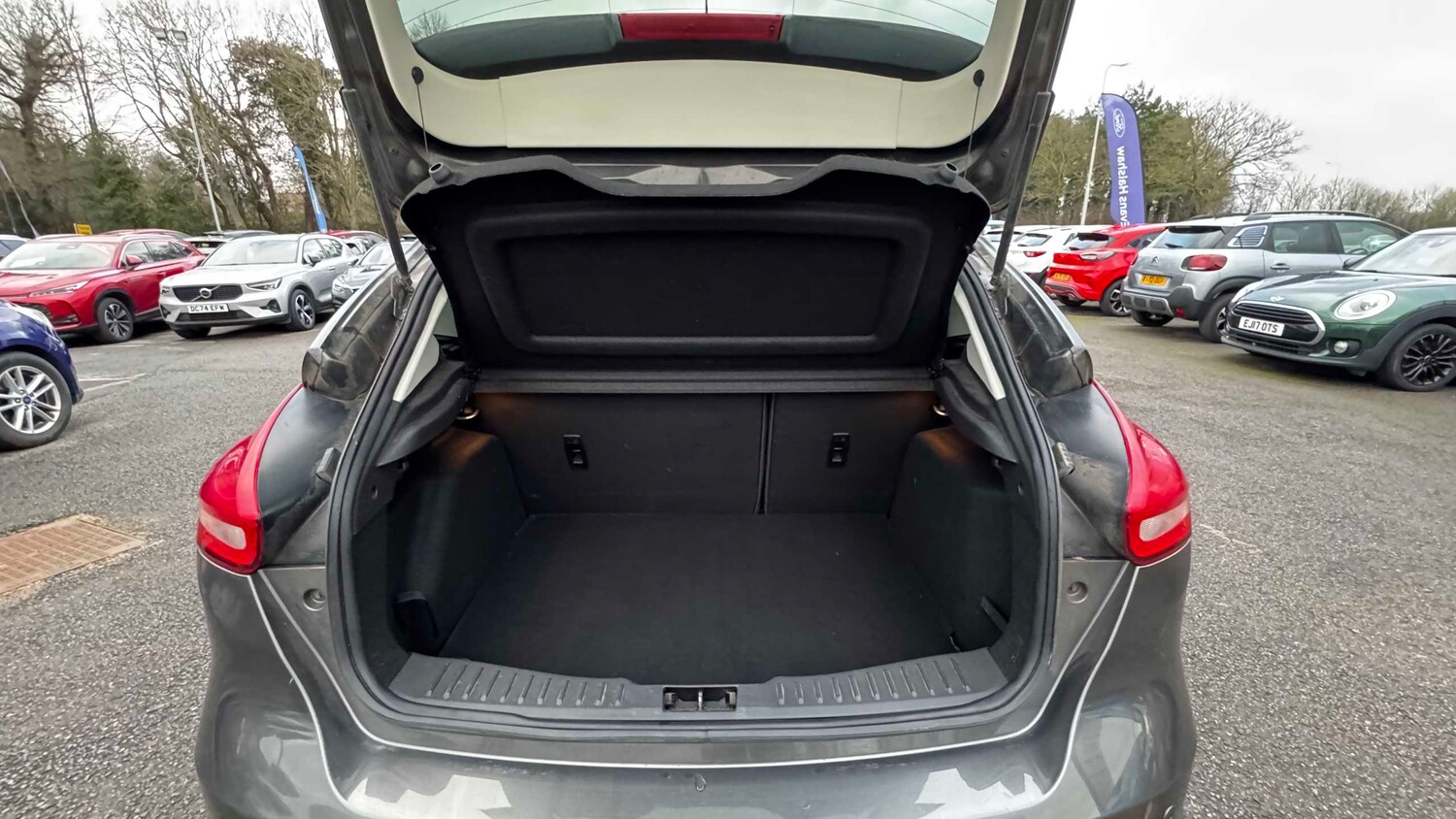 Used Ford Focus 2016 for sale - 77316400: Photo 10