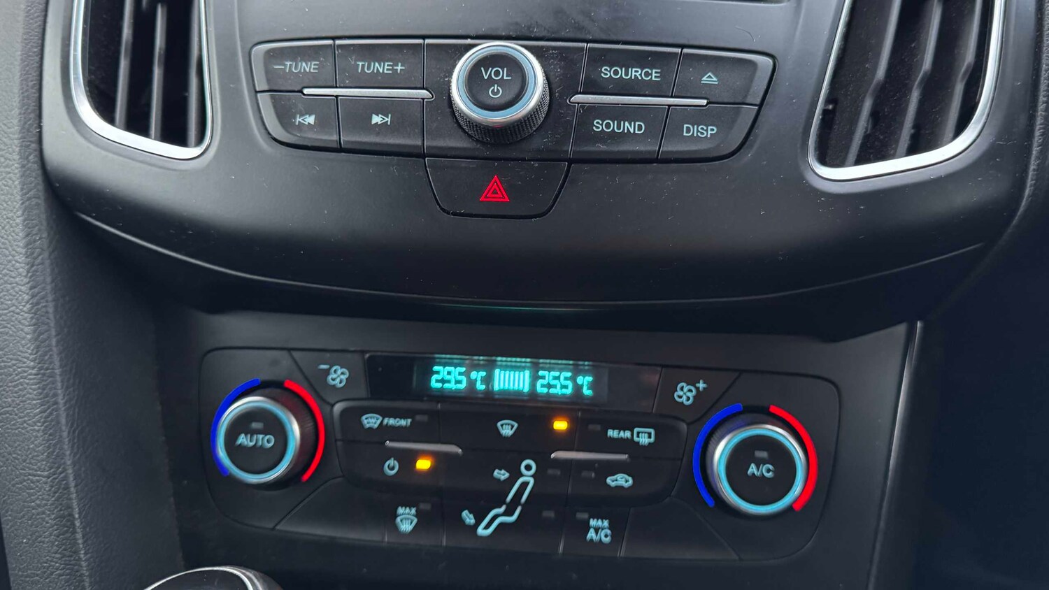 Used Ford Focus 2016 for sale - 77316400: Photo 13