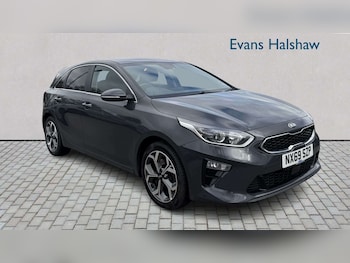 Used Kia Ceed 2019 for sale - 77859102: Photo