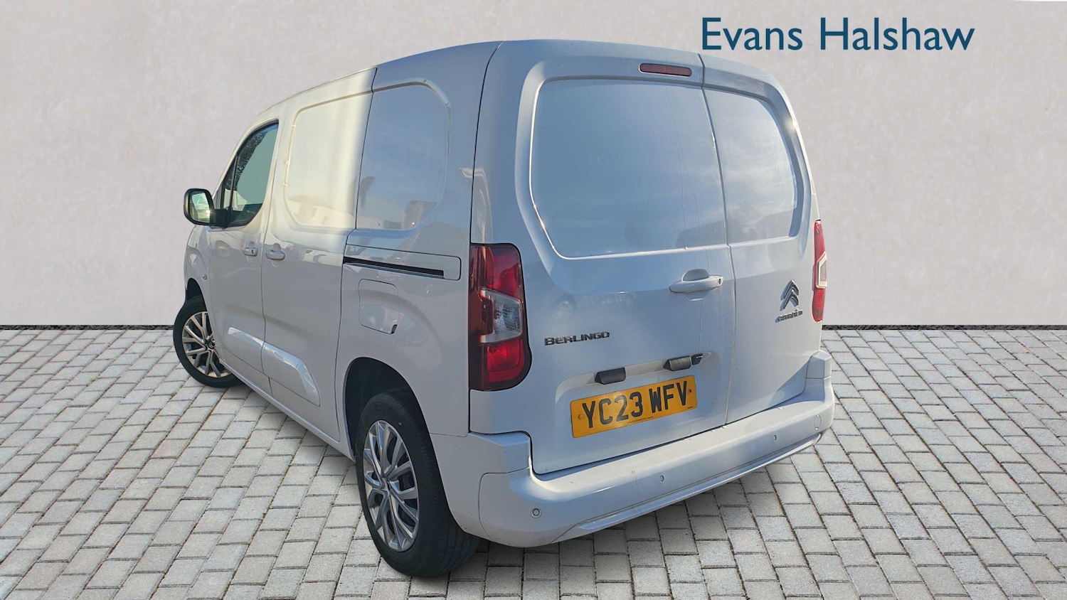 Used Citroen Berlingo 2023 for sale - 76661745: Photo 2