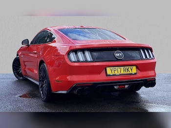 Used Ford Mustang 2017 for sale - 76249041: Photo 2