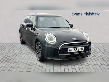 1.5 Cooper Exclusive 5dr Auto