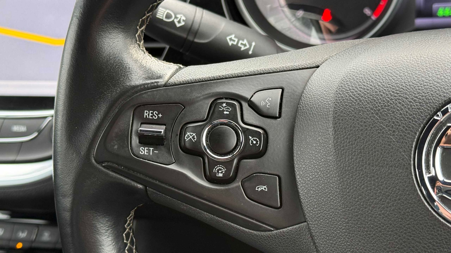 Used Vauxhall Astra 2017 for sale - 77158516: Photo 16