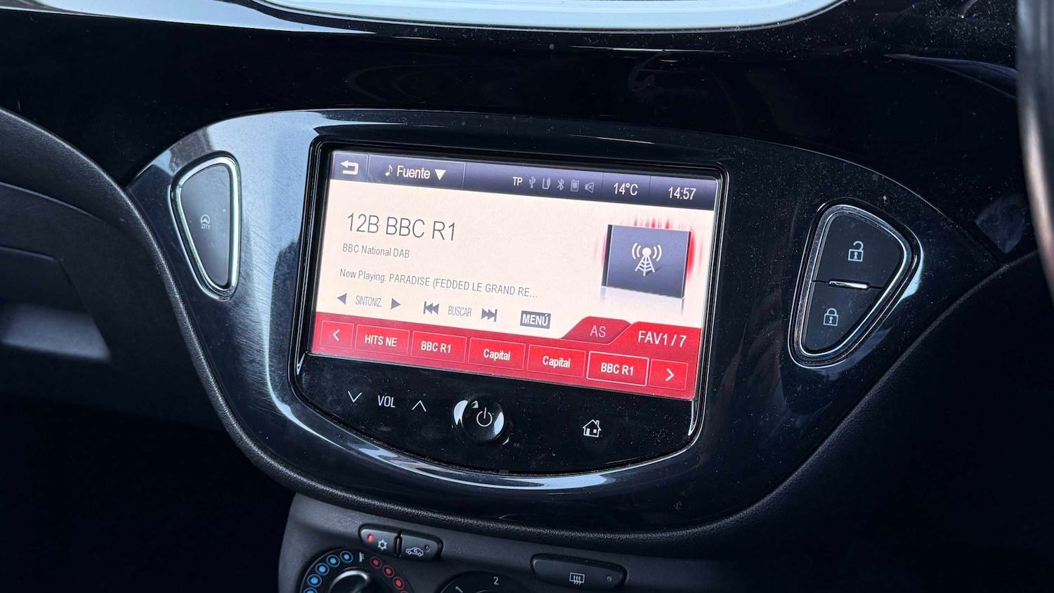 Used Vauxhall Corsa 2015 for sale - 77928505: Photo 11