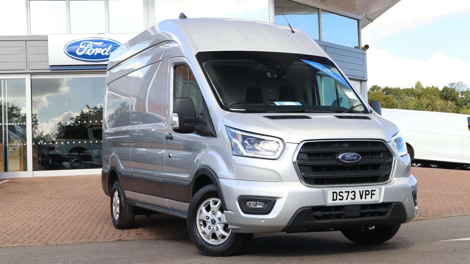 Used Ford Transit 2024 for sale - 76732272: Photo 1