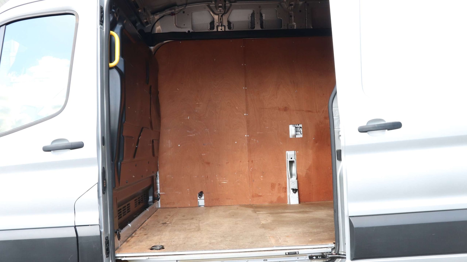 Used Ford Transit 2024 for sale - 76732272: Photo 18