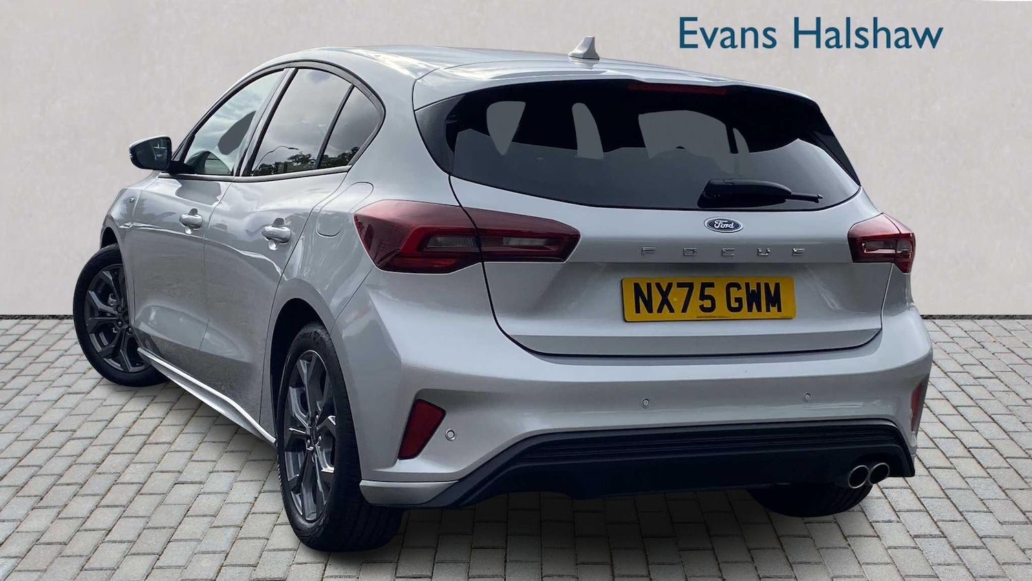 Used Ford Focus 2025 for sale - 76661946: Photo 2