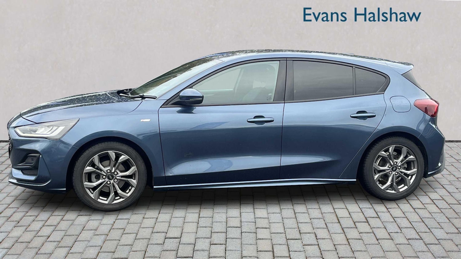 Used Ford Focus 2022 for sale - 76460612: Photo 4