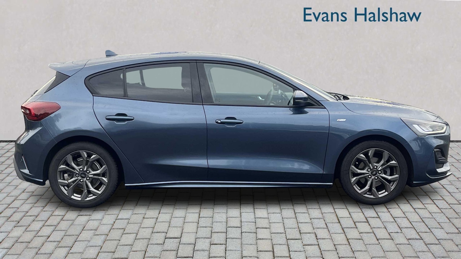 Used Ford Focus 2022 for sale - 76460612: Photo 8