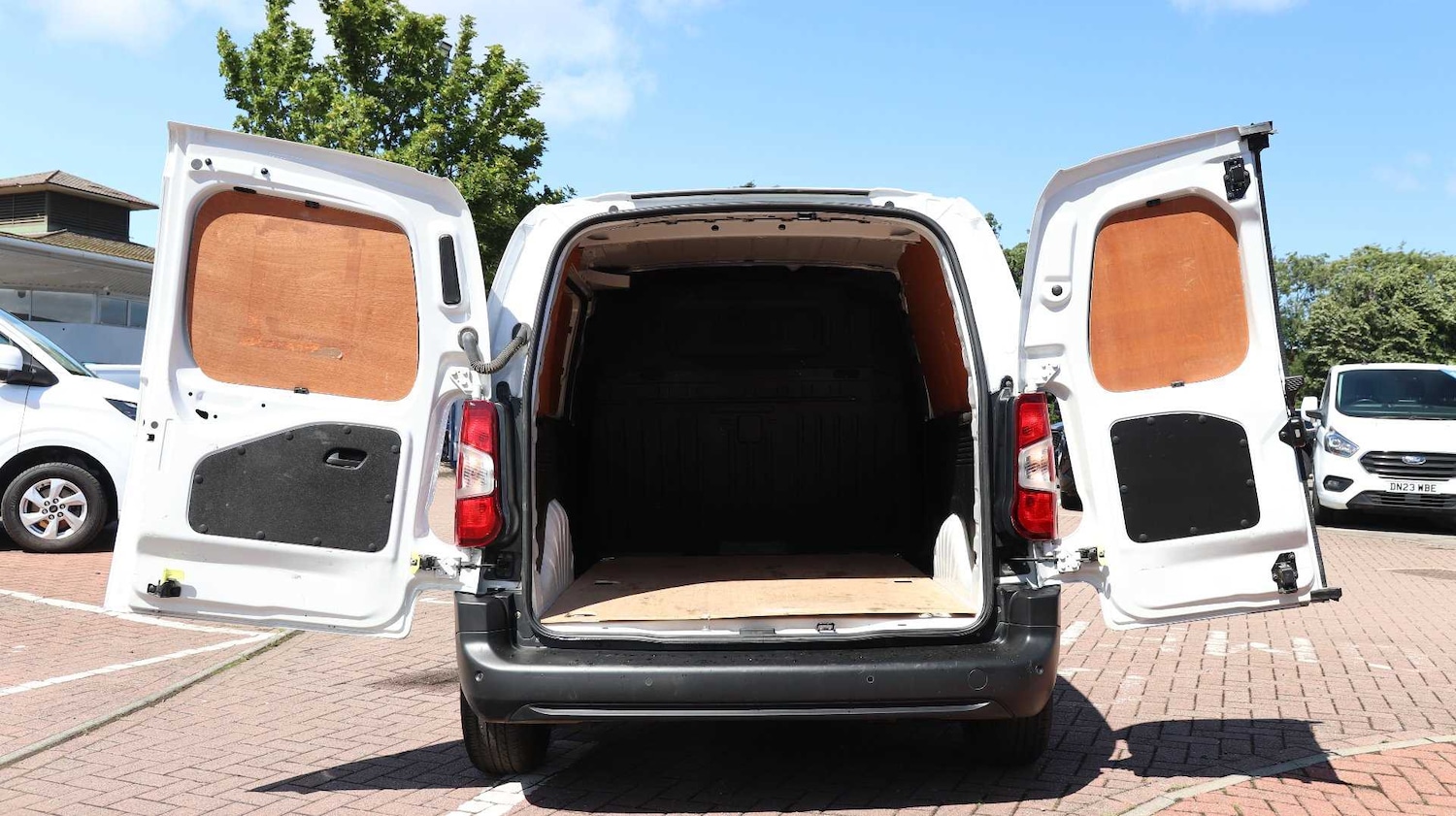 Used Vauxhall Combo 2022 for sale - 76902293: Photo 18