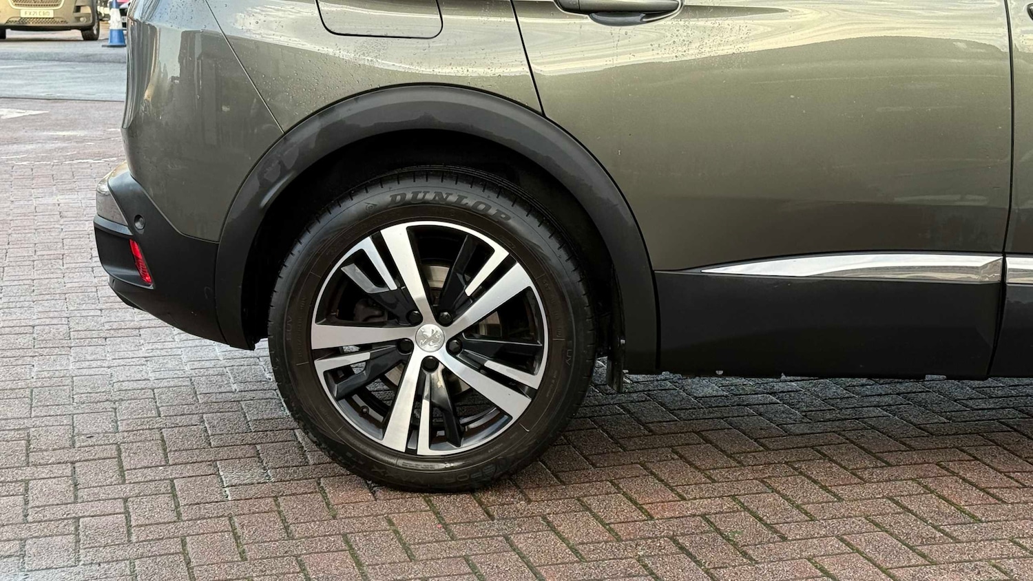 Used Peugeot 3008 2020 for sale - 76928925: Photo 14