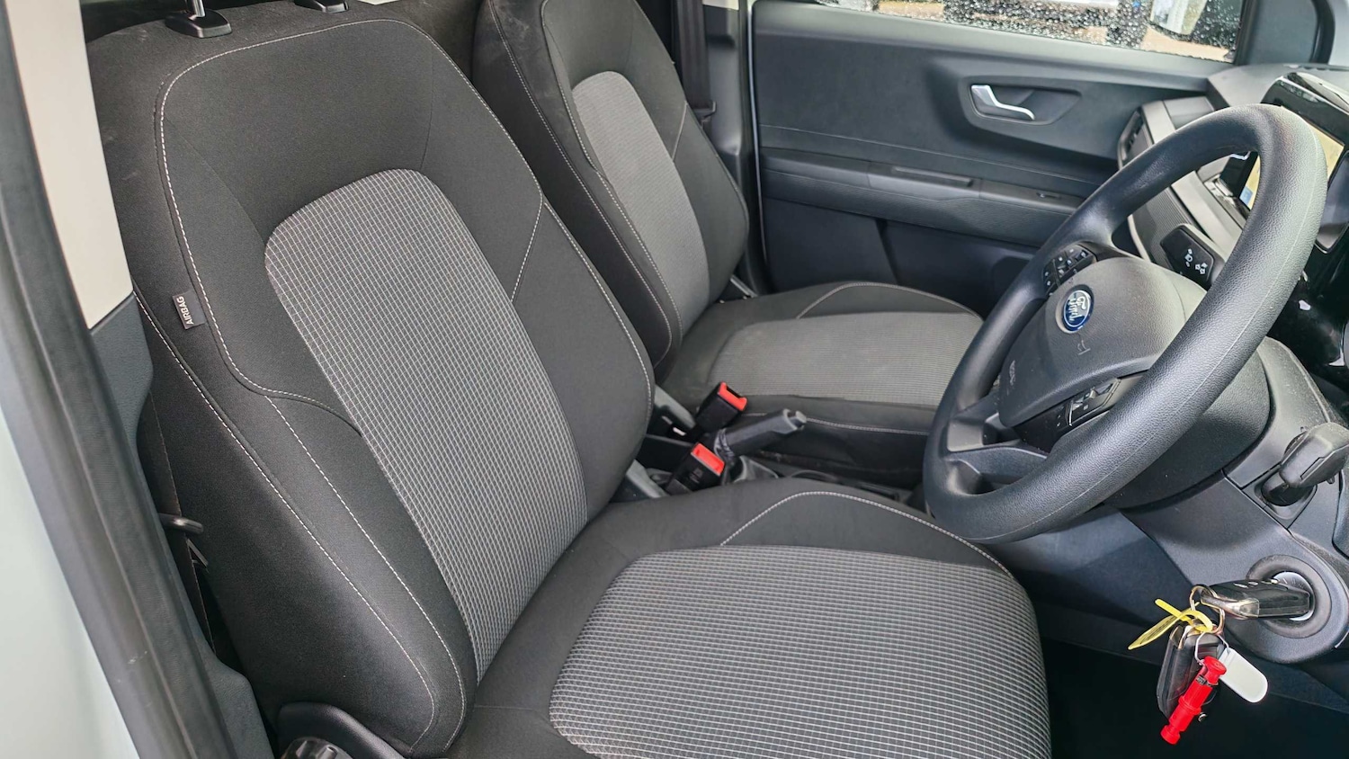 Used Ford Transit Courier 2024 for sale - 76460598: Photo 11