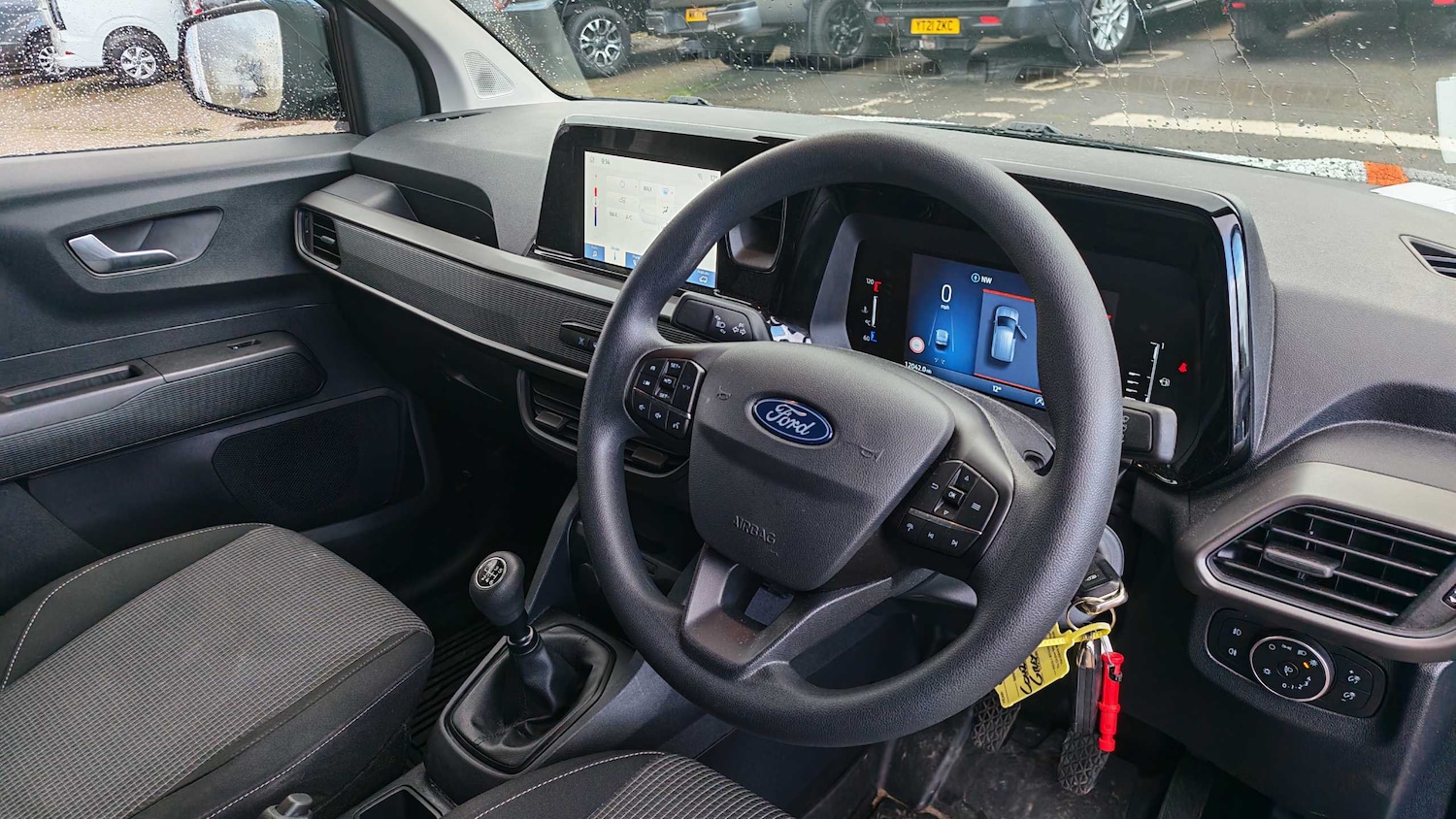 Used Ford Transit Courier 2024 for sale - 76460598: Photo 12