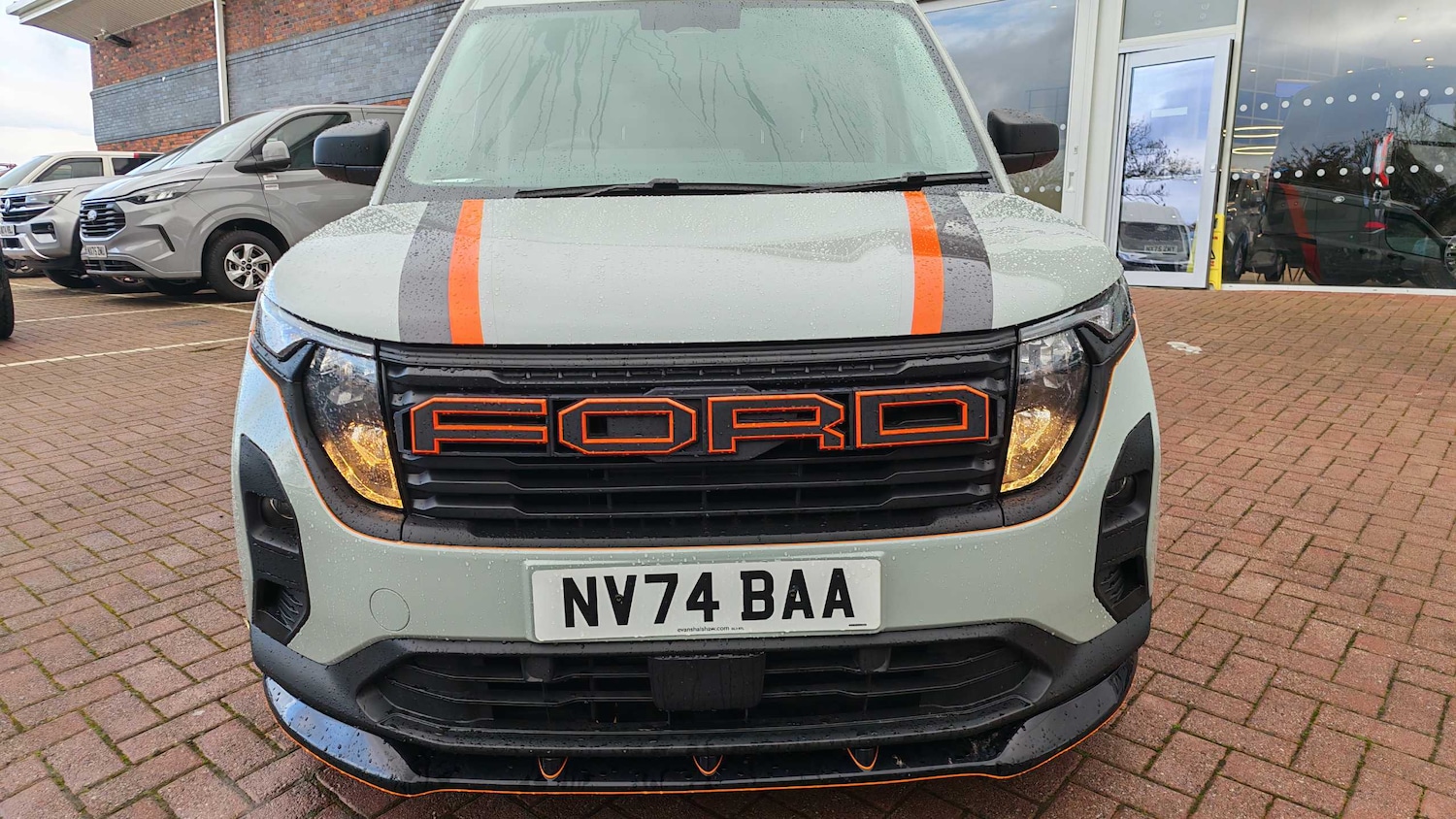 Used Ford Transit Courier 2024 for sale - 76460598: Photo 2