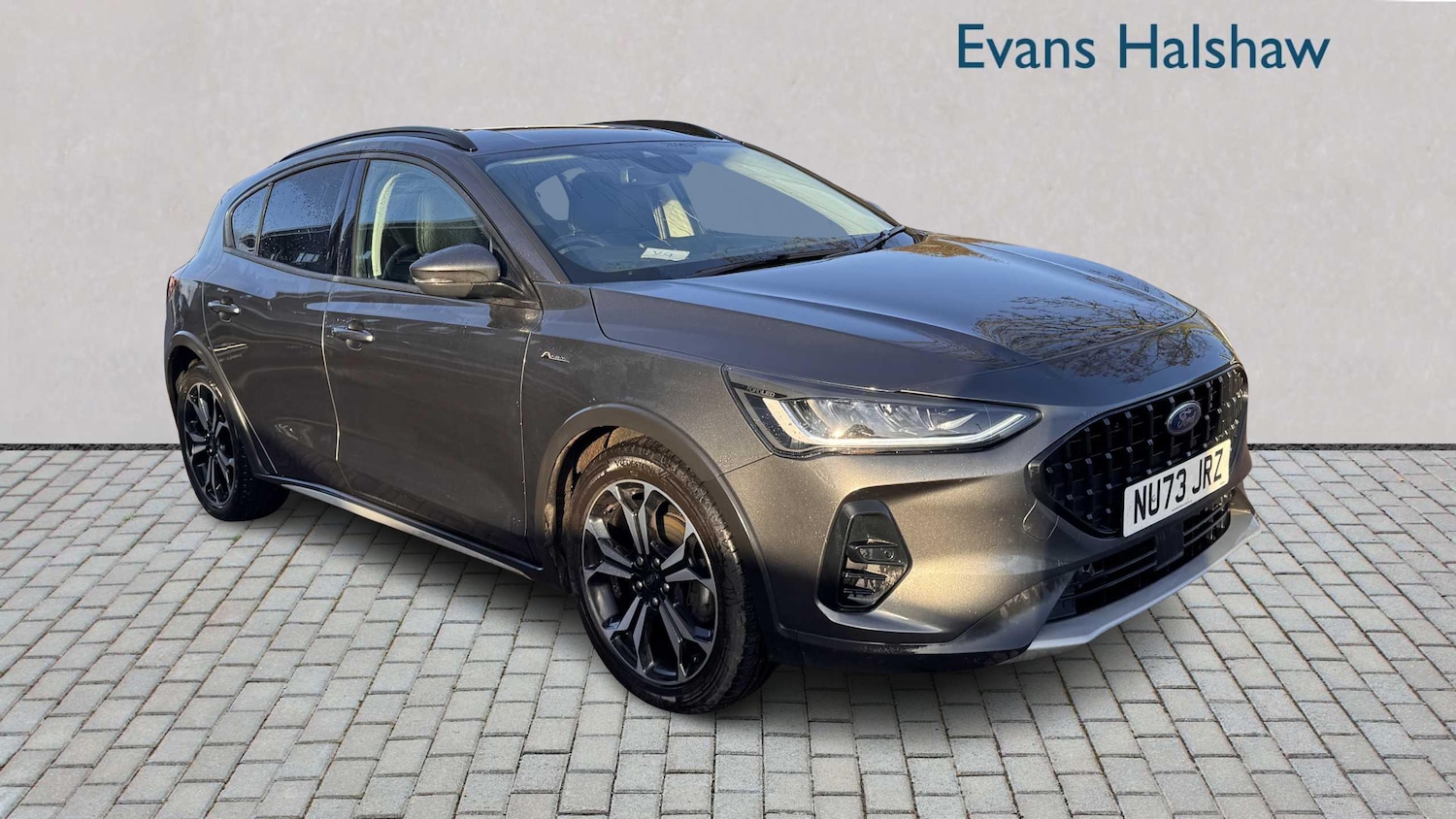 Used Ford Focus 2023 for sale - 76705106: Photo 1