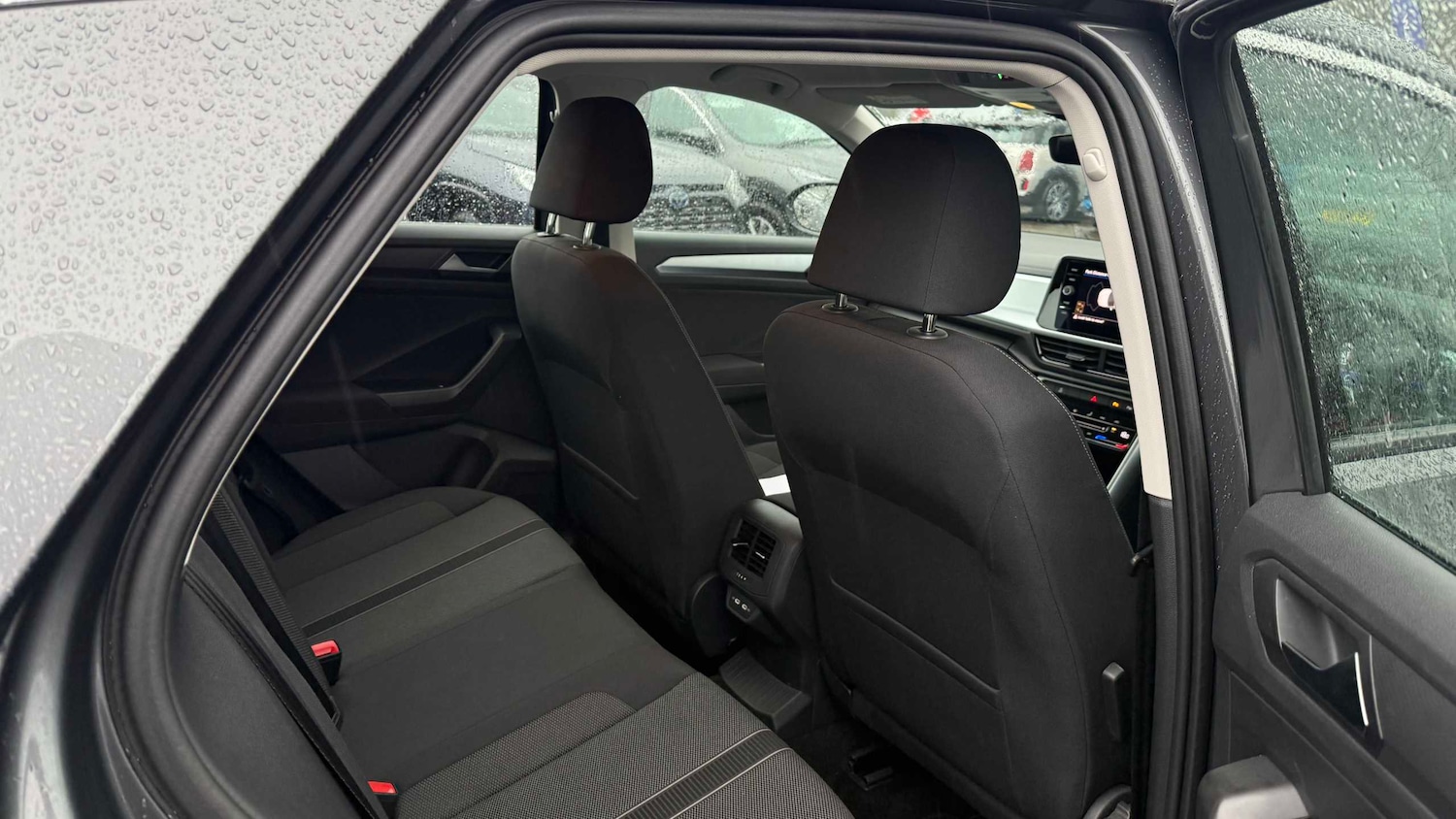 Used Volkswagen T-Roc 2022 for sale - 76955275: Photo 15