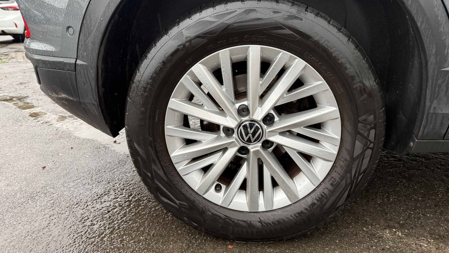 Used Volkswagen T-Roc 2022 for sale - 76955275: Photo 9