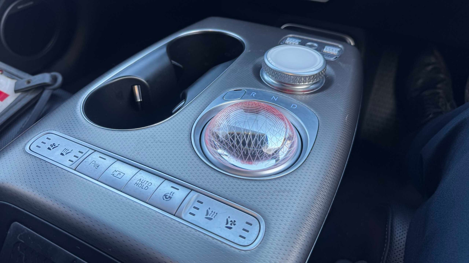 Used Genesis GV60 2023 for sale - 77458560: Photo 21