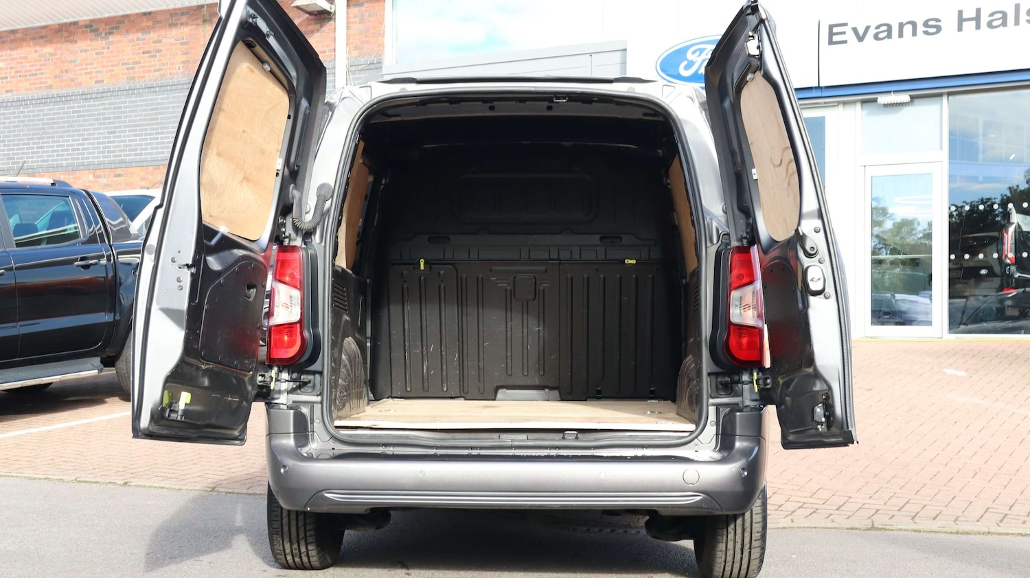 Used Vauxhall Combo 2022 for sale - 76411316: Photo 8