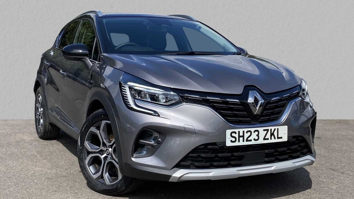 Used Renault Captur 2023 for sale - 76205187: Photo 1