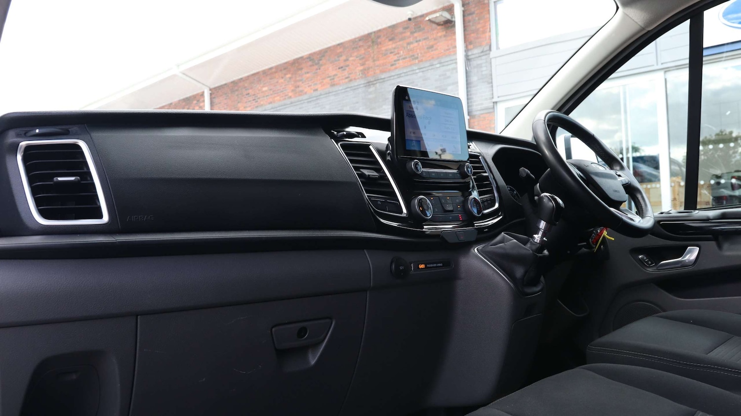 Used Ford Transit Custom 2023 for sale - 77472530: Photo 23