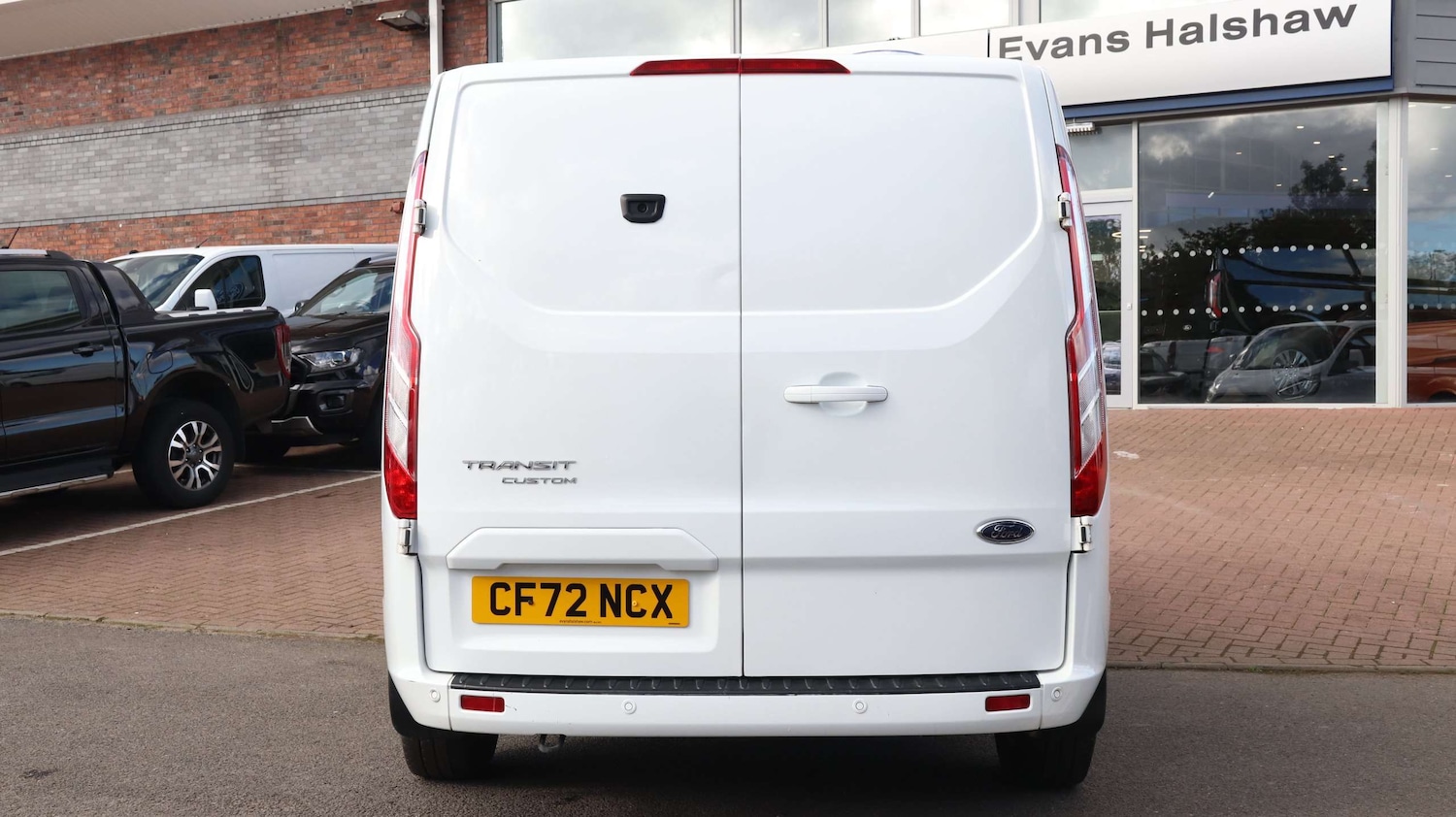 Used Ford Transit Custom 2023 for sale - 77472530: Photo 7