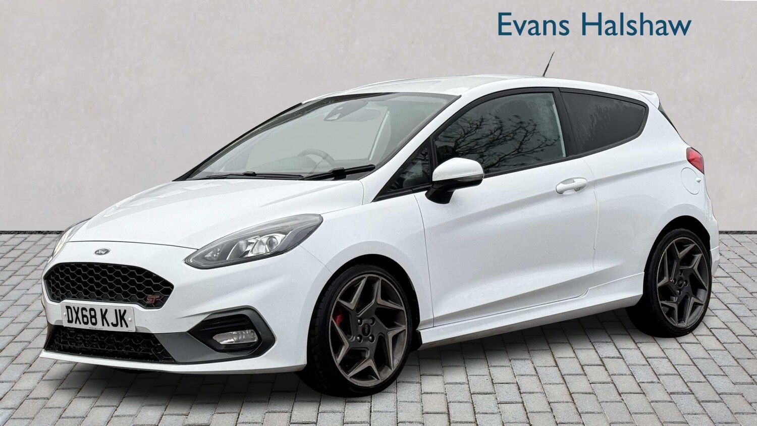 Used Ford Fiesta 2018 for sale - 76804883: Photo 3