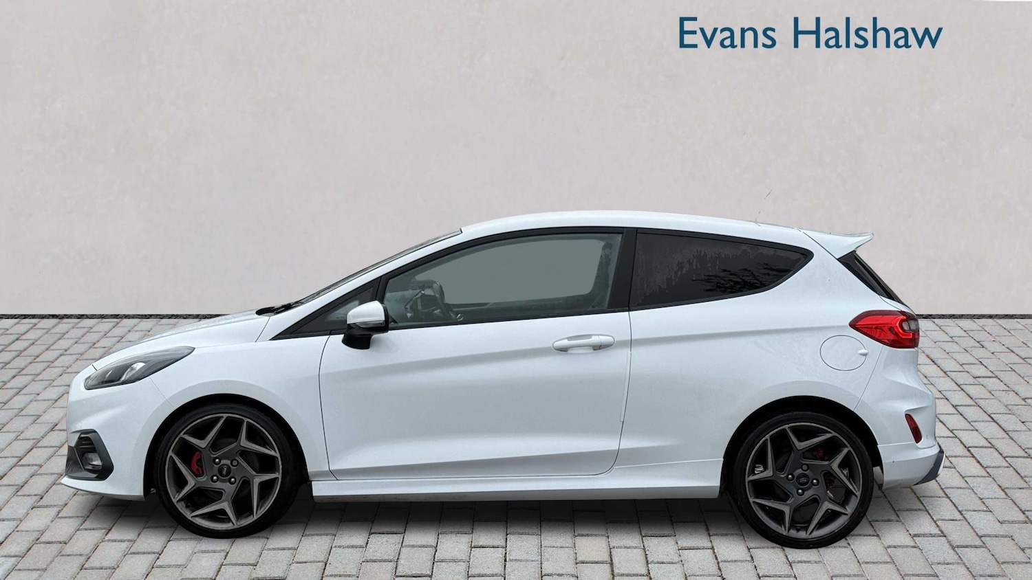 Used Ford Fiesta 2018 for sale - 76804883: Photo 4