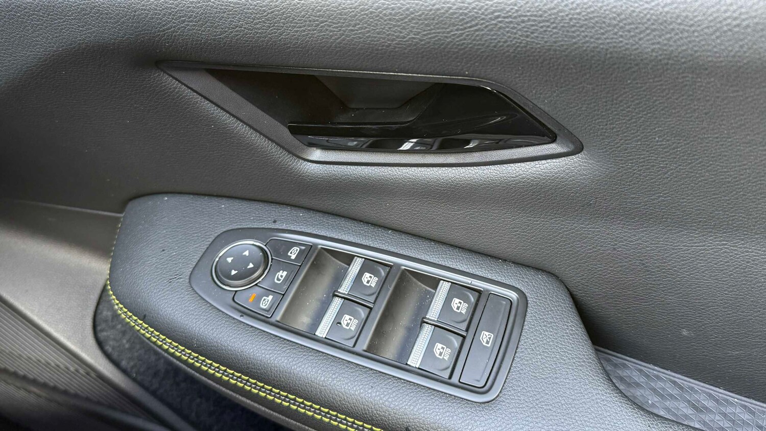 Used Renault Megane E Tech 2025 for sale - 77886179: Photo 12