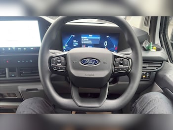 Used Ford E-Transit Custom 2025 for sale - 78949443: Photo