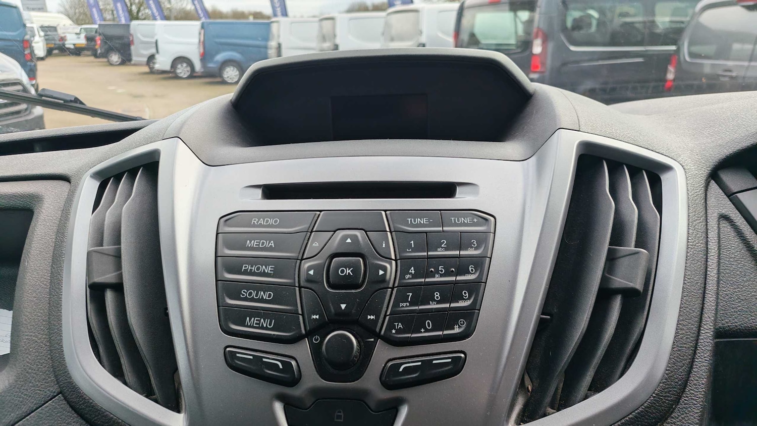 Used Ford Transit 2018 for sale - 77727012: Photo 12