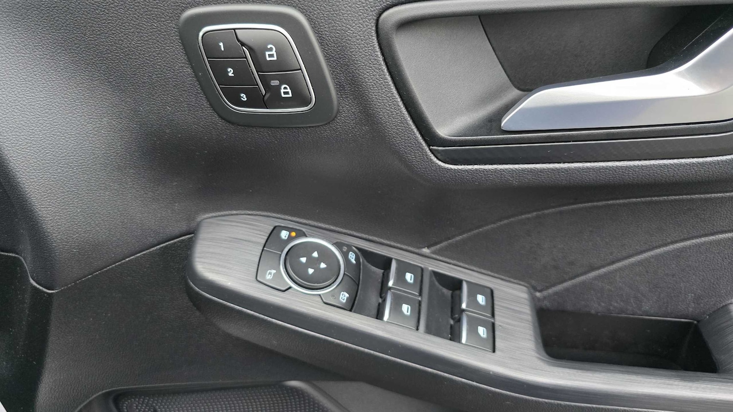 Used Ford Kuga 2024 for sale - 76488140: Photo 13