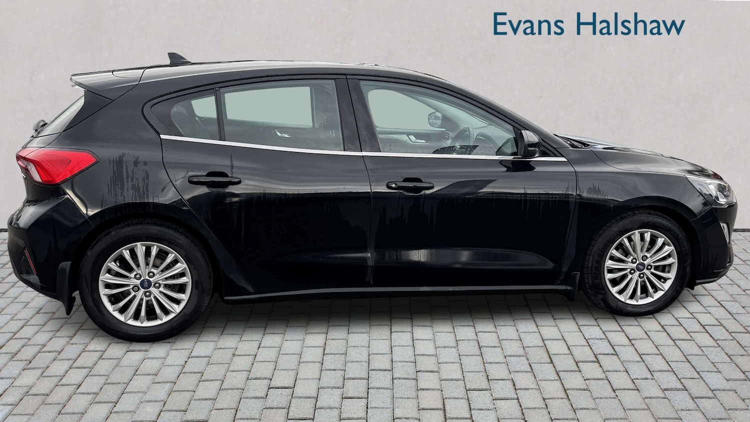 Used Ford Focus 2021 for sale - 77741122: Photo 2