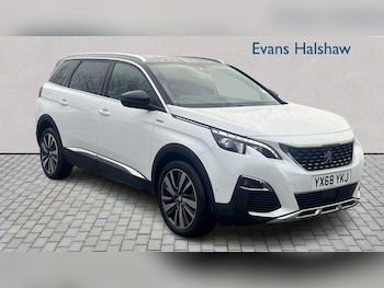 Used Peugeot 5008 2018 for sale - 76576005: Photo