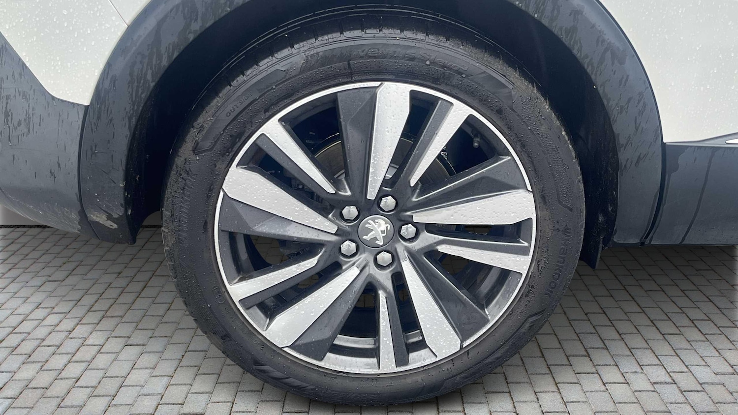 Used Peugeot 5008 2018 for sale - 76576005: Photo 9