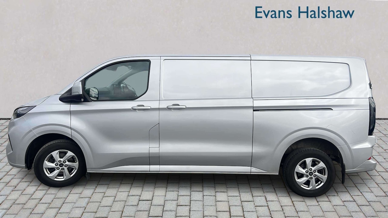 Used Ford Transit Custom 2024 for sale - 77827339: Photo 3