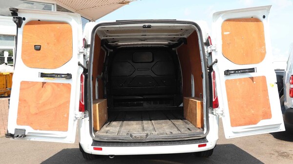 Used Ford Transit Custom 2023 for sale - 75316889: Photo 17