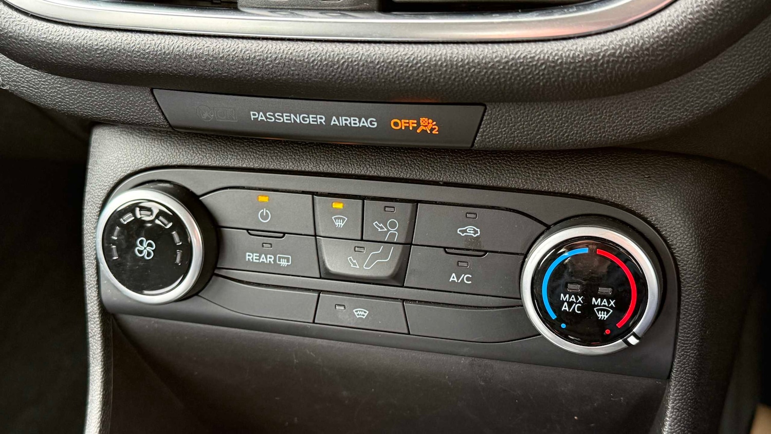 Used Ford Fiesta 2018 for sale - 78187939: Photo 14