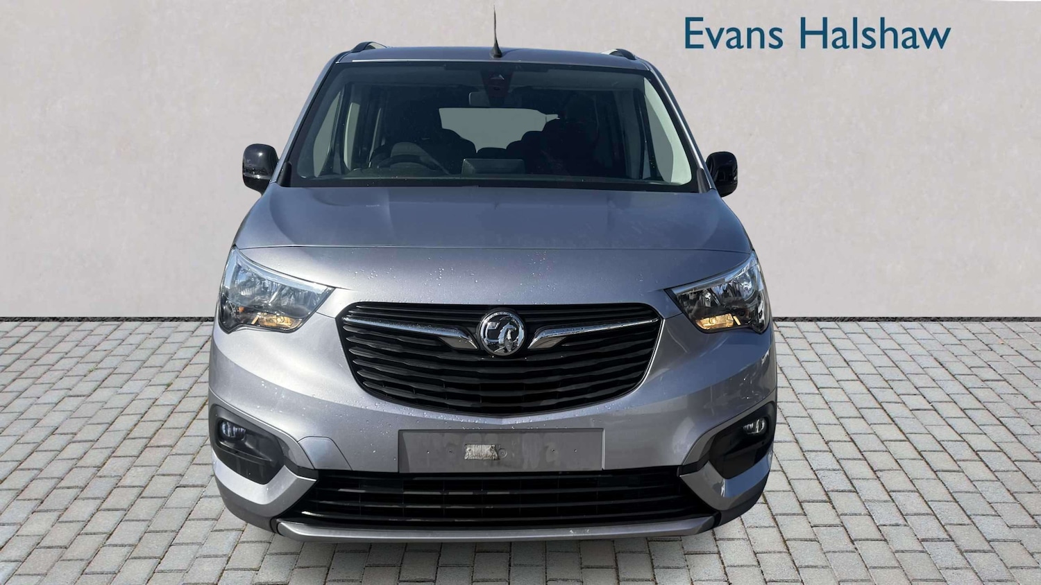 Used Vauxhall Combo Life 2024 for sale - 78118898: Photo 2