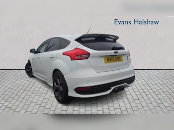 Used Ford Focus 2015 for sale - 77219715: Photo