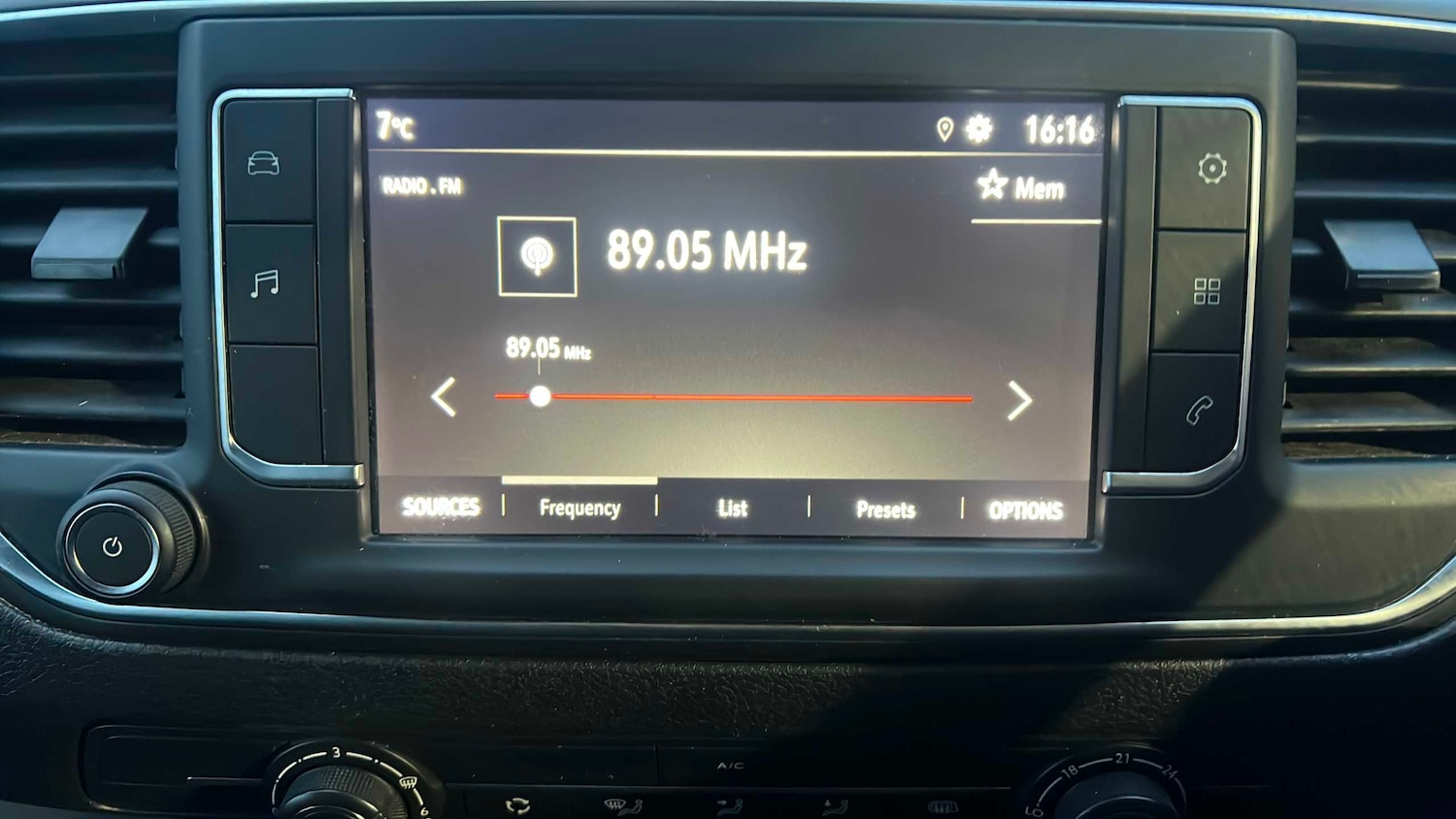 Used Vauxhall Vivaro 2023 for sale - 77308259: Photo 11