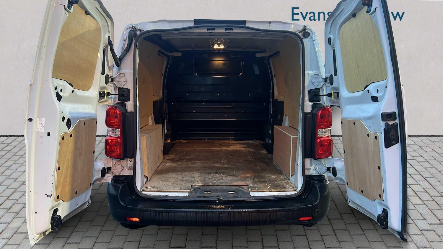 Used Vauxhall Vivaro 2023 for sale - 77308259: Photo 7