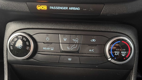 Used Ford Fiesta 2018 for sale - 76242499: Photo 17
