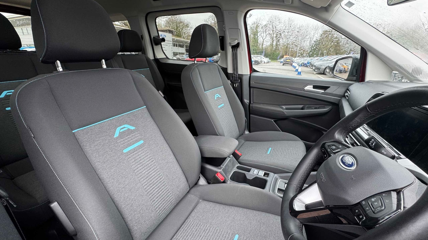 Used Ford Tourneo Connect 2025 for sale - 77972577: Photo 12