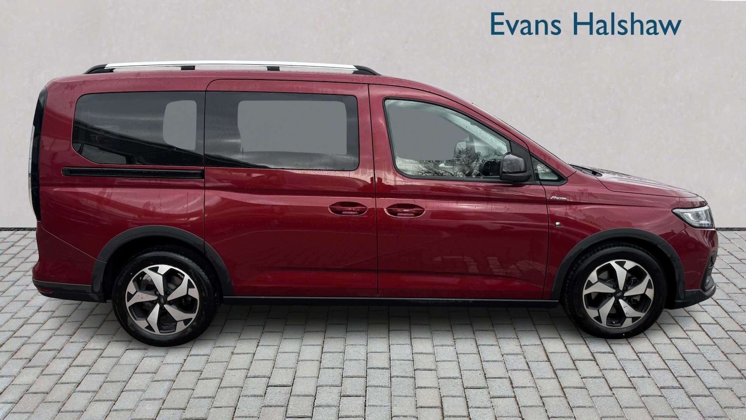 Used Ford Tourneo Connect 2025 for sale - 77972577: Photo 8