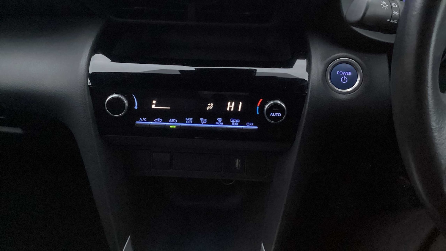 Used Toyota Yaris Cross 2022 for sale - 77282044: Photo 17