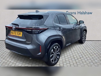 Used Toyota Yaris Cross 2022 for sale - 77282044: Photo