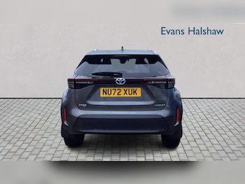 Used Toyota Yaris Cross 2022 for sale - 77282044: Photo